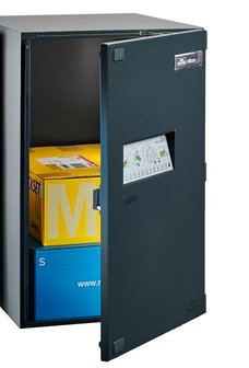 Pakketbrievenbus met pincode + palen