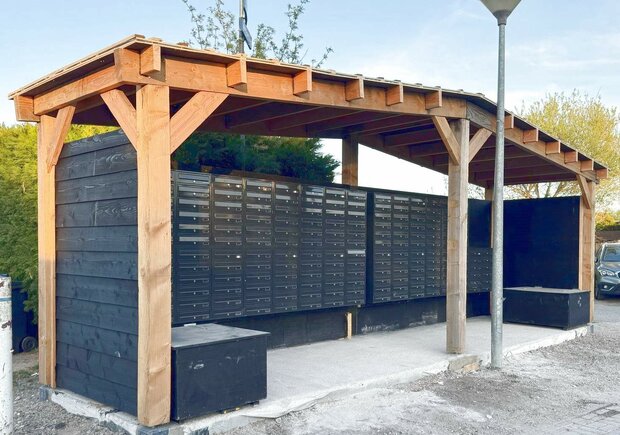 Brievenbusconstructie 10 brievenbussen met palen antraciet (Levering rond 8 aug)
