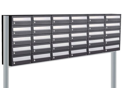 Brievenbuskast (6x5) 30 brievenbussen zwart met statief Brievenbuskast (6x5) 30 brievenbussen zwart met statief